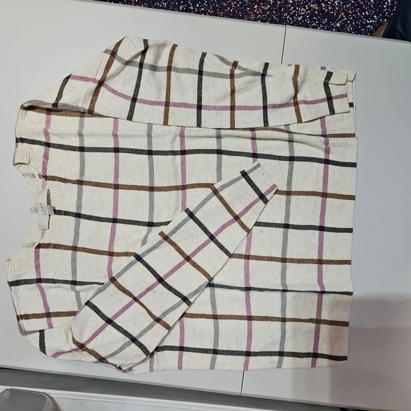 Women's sweater - Picture 1 of 3